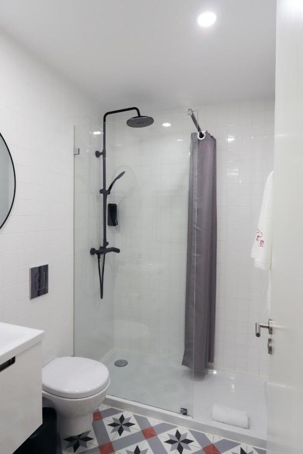 Hm - Lapa Downtown Family And Friends Apartment Porto Bagian luar foto